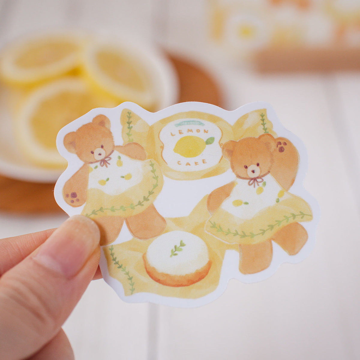 レモンケーキの仕立て屋さん ステッカー
